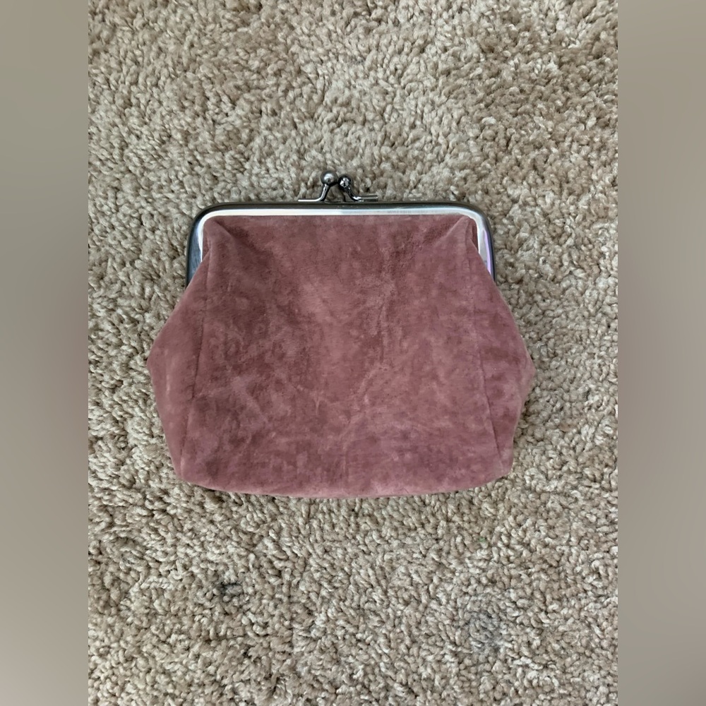 Universal Thread Mauve Pink Clasp Velvet Wallet